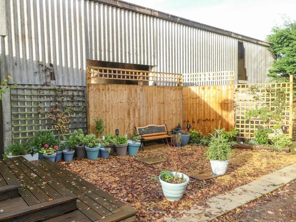 펜션 몰드 Burnt Oak Stables 빌라