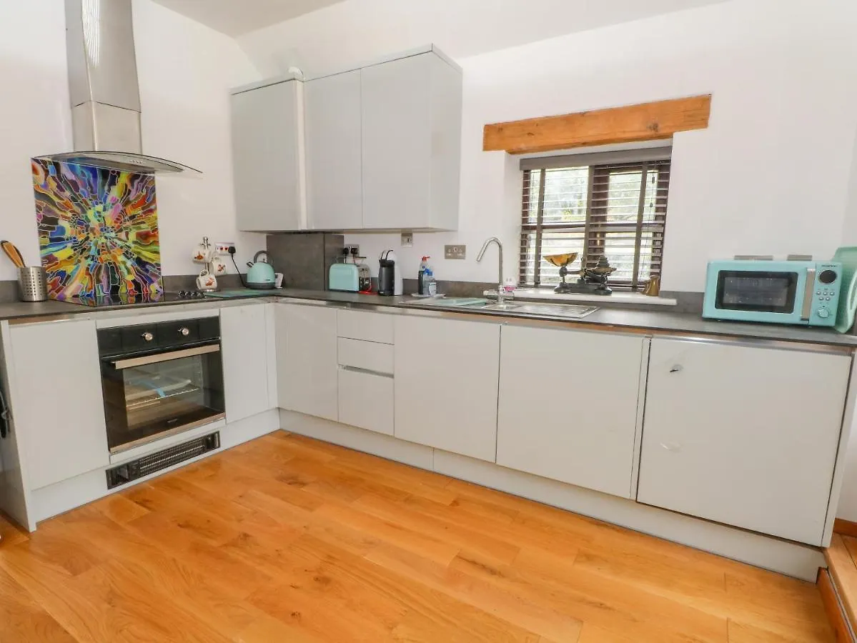 Burnt Oak Stables Villa Mold Holiday home