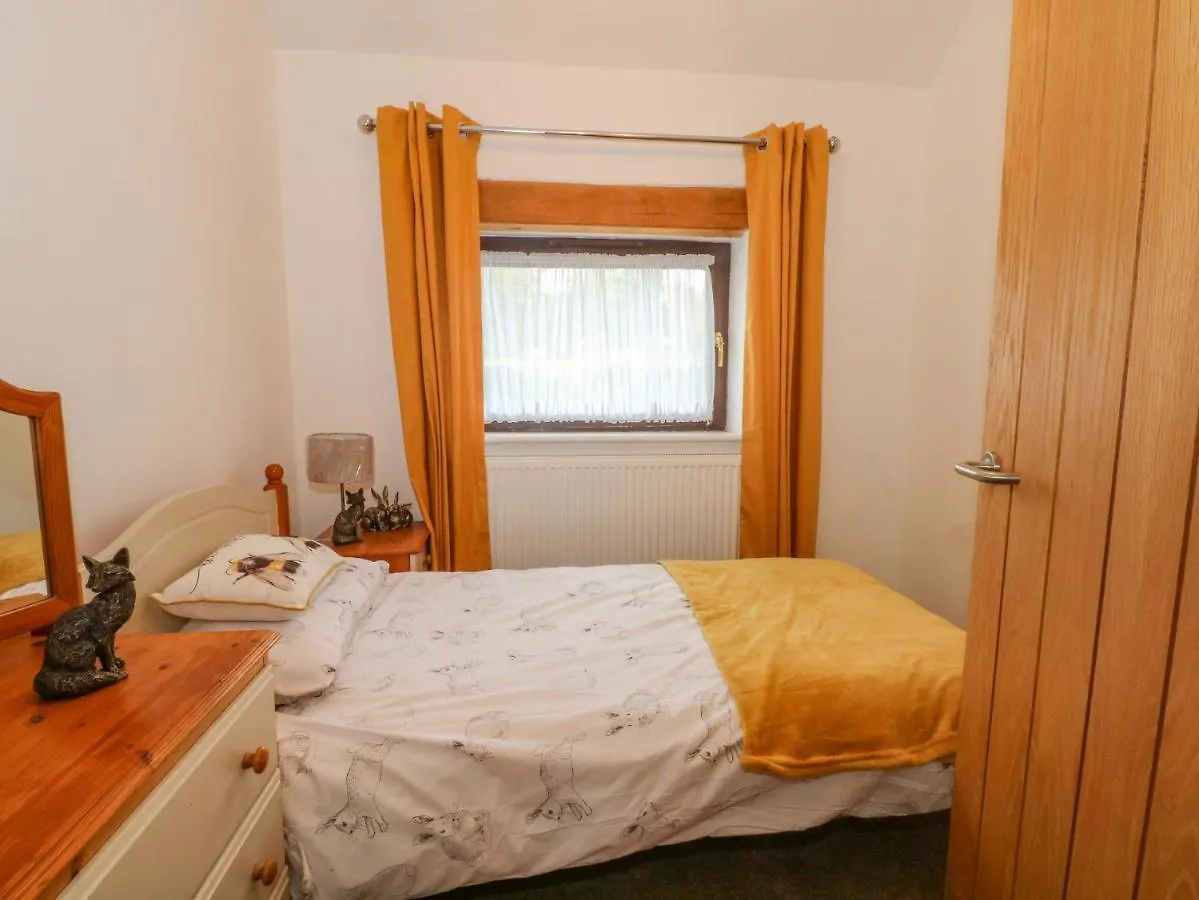 Villa Burnt Oak Stables Mold